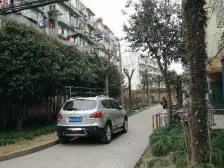 近新村路地铁站500米 精装修一楼带天井 采光好 安静