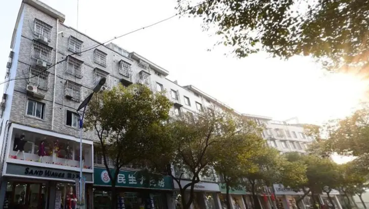 泰山公寓实景图