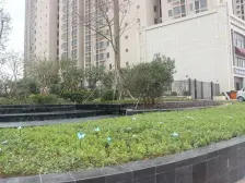 业主含泪出售林深后花园精装3房公园旁