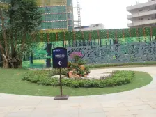 毛坯三房 小区环境好, 采光良好