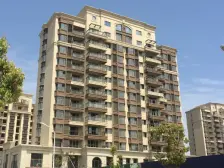 小区楼间距大位置佳的高层,东边套,满两年带车位