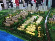 红谷滩万达广场旁 墅质洋房 上下四层 带前后花园带两层地下室