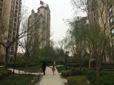 地铁口 天庆莱茵小镇 小复式 两室 朝南 阳光房