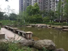 世纪中央城 南北通透,采光好 装修好,环镜优美 近地铁 中间楼层