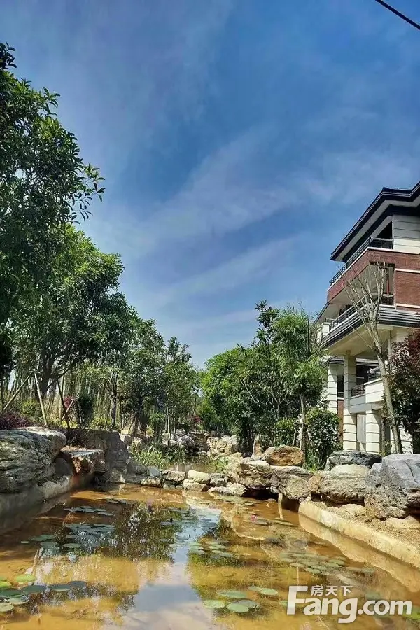 麓山温泉小镇实景图