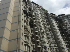 户型方正带10多平米的露台业主诚心出售