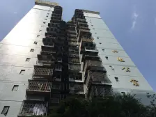 老城区 四联公寓三房79万