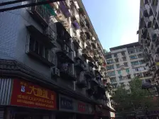 心卖点:滨江路旁居家安静总价低交通方便近轻轨