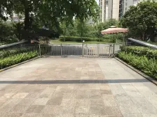 户型方正 小区绿化好 轻轨站300米 满五唯一