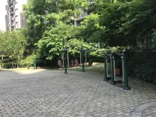 虎溪花园大平层,位置安静,已换证,无抵押,交易方便