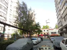 东湖小区 可停车 交通便利 南北通透 业主诚心出售