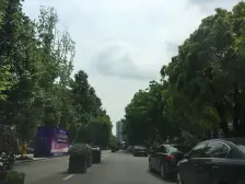 业主急卖 装修很好 出门即轻轨