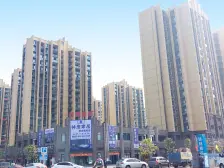 精装修,拎包入住,轻轨200米,公园200米。天街100米