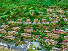 万达旁 类独栋临崖 视野好户型房子 带花园带车位