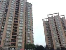 石桥铺 西亚怡顺佳苑三房85万