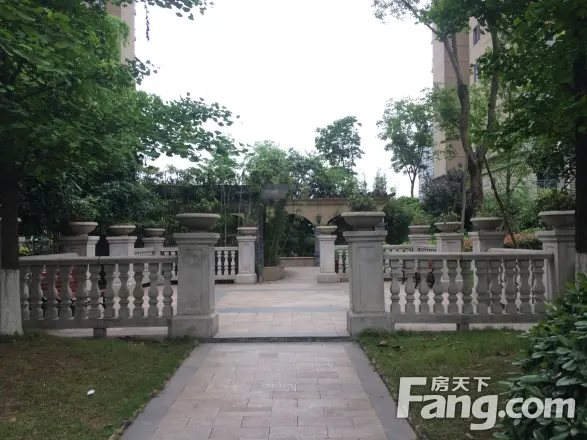 明发御景园实景图