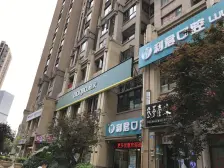 杨家坪 保利花半里二期(百合园)三房169万