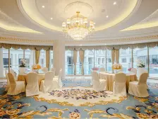 北滨路 恒大御龙天峰四房193万