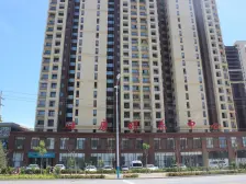 石药南向两面大窗 上下两层 密码锁