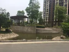 此房诚心出售,一楼带大院子北大街好位置。