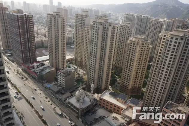 南山丽舍怎么样:这个楼盘价格在5880元.-兰州房天下楼盘点评