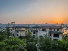 龙湖天字系 临江独栋 门口金海湾公园 花园近300平